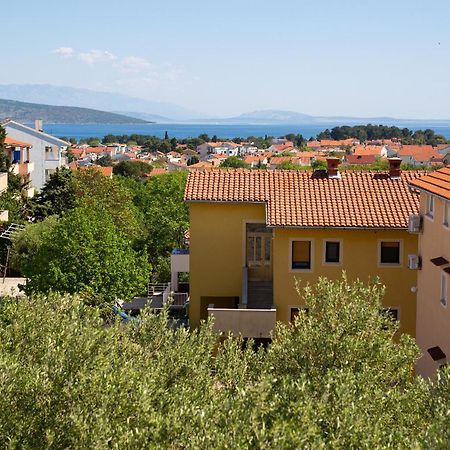 Apartment Lela Krk Town Esterno foto